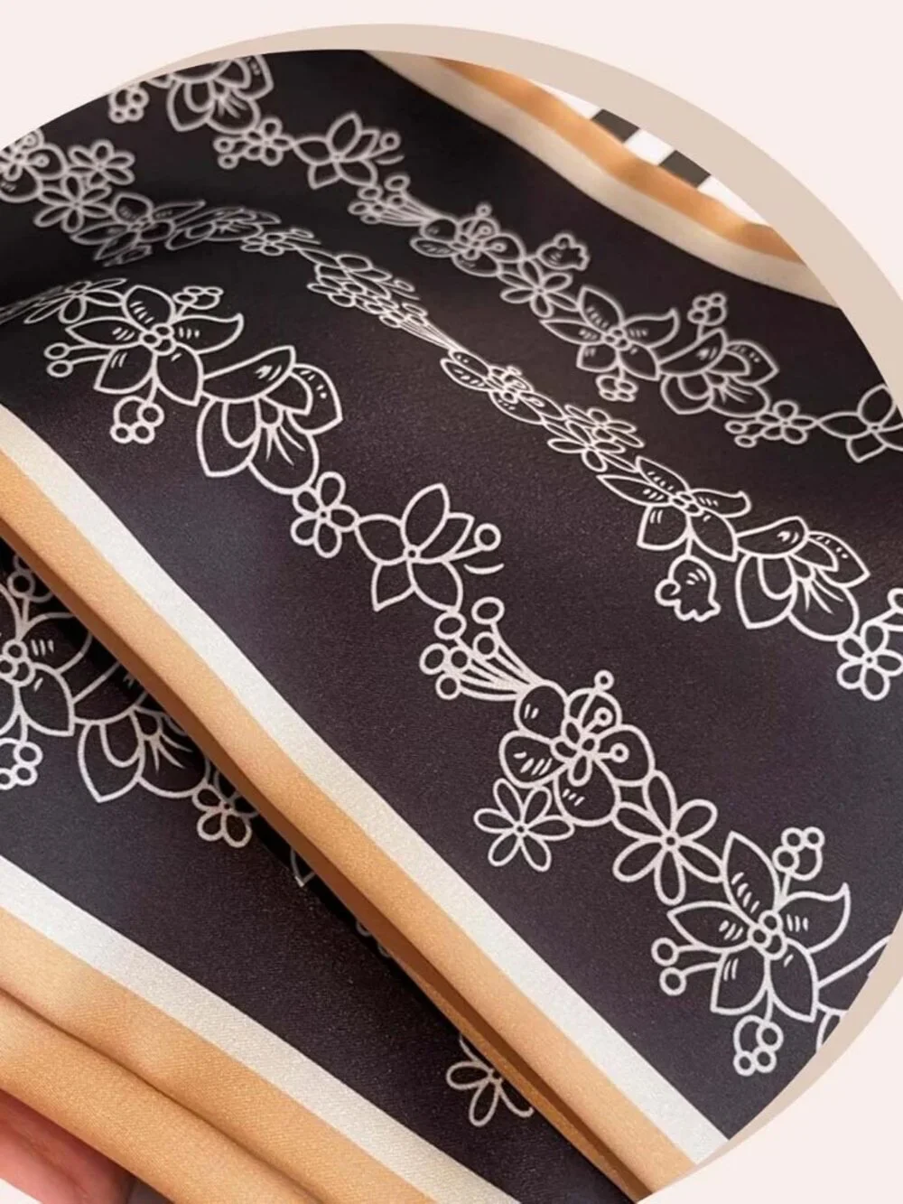 Women's Black White Line Khaki Edge Elegant Oblique Angle  Scarves Bag Scarfs